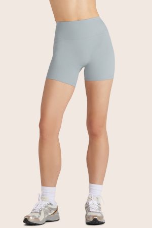 SPORTBODY? (BLOOPERS) SPORTY SHORTS - PLATINUM
