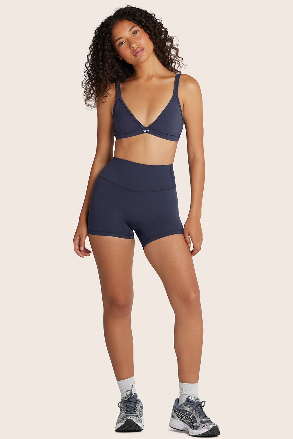 AIRLUXE BREATHE SHORTS - SPADES - Image 2