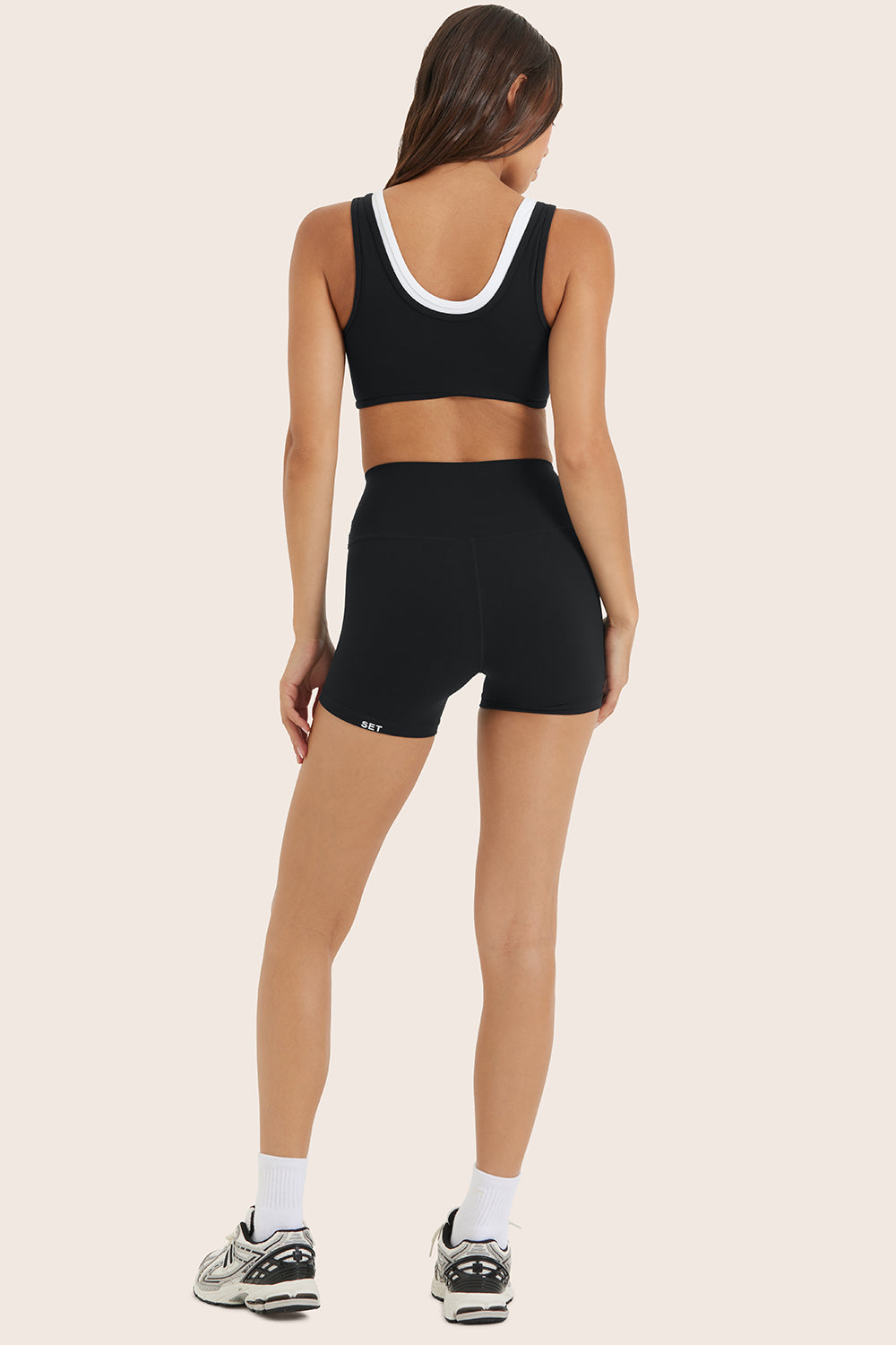 AIRLUXE BREATHE SHORTS - ORCA - Image 3