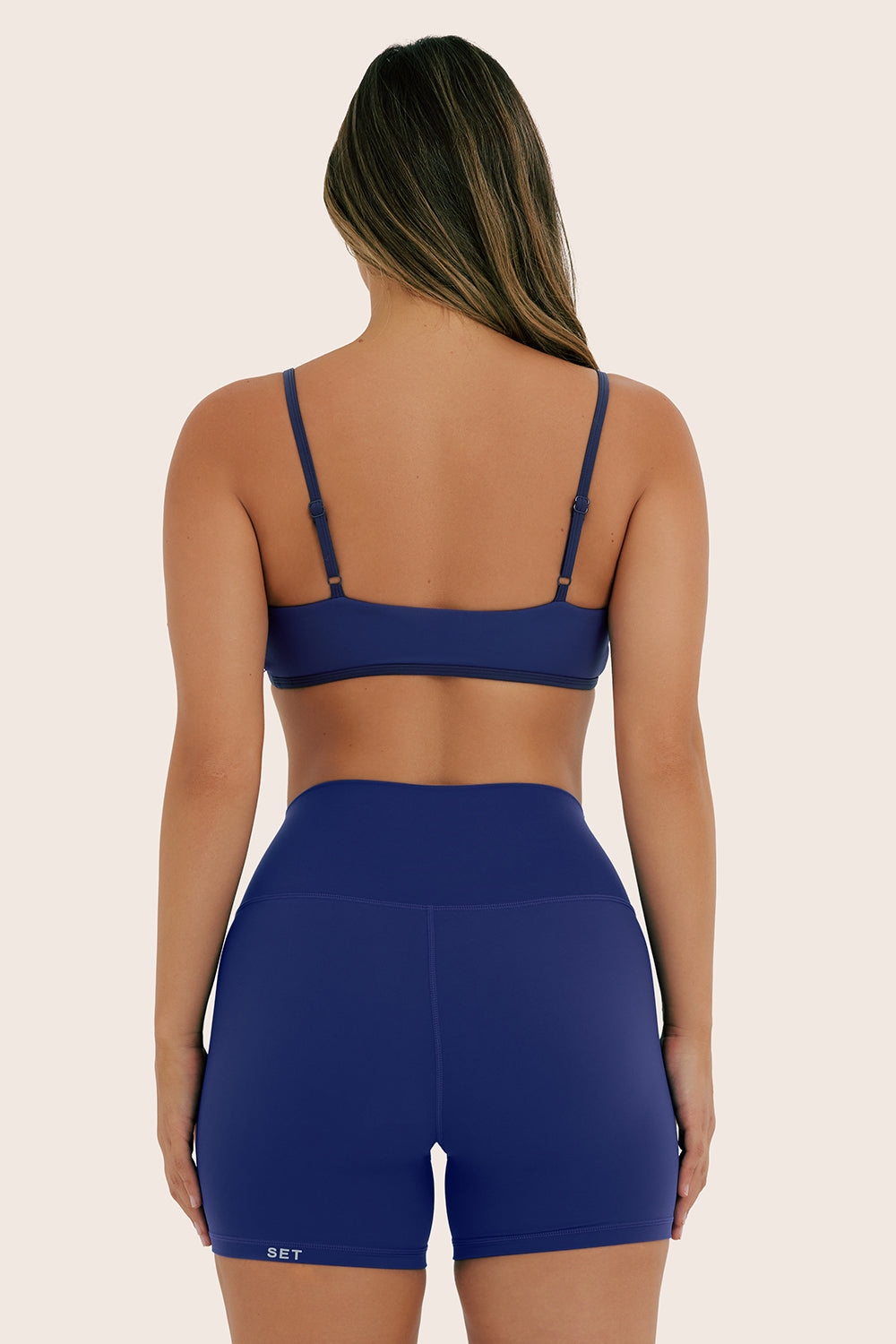 AIRLUXE BREATHE SHORTS - AQUA - Image 4