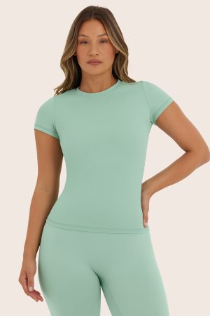 AIRLUXE BREATHE TEE - JULEP