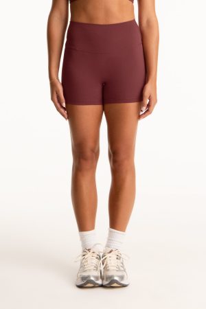 AIRLUXE BREATHE PARKE SHORTS - RHUBARB