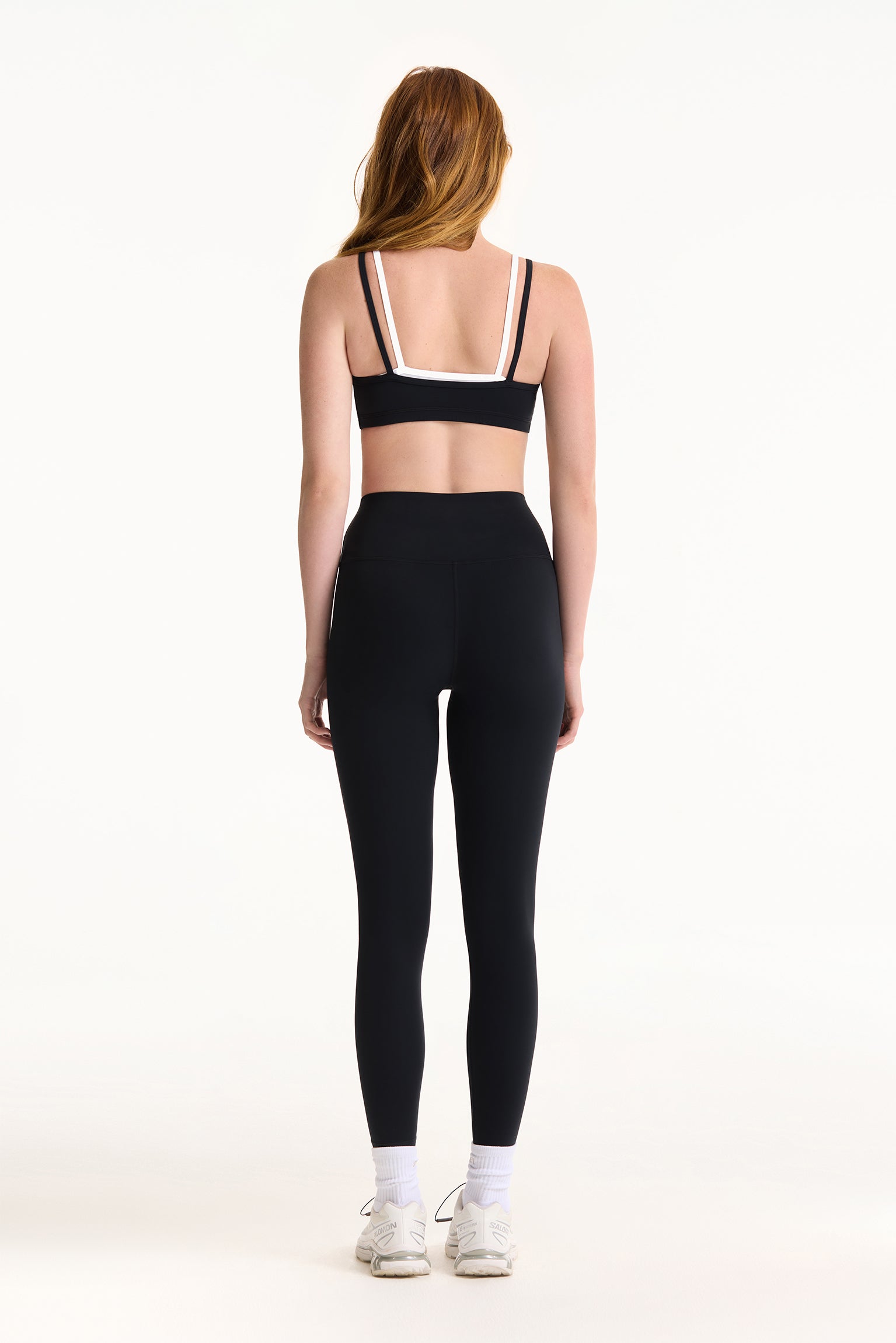 AIRLUXE BREATHE LAYERED MOVE BRA - ORCA - Image 3