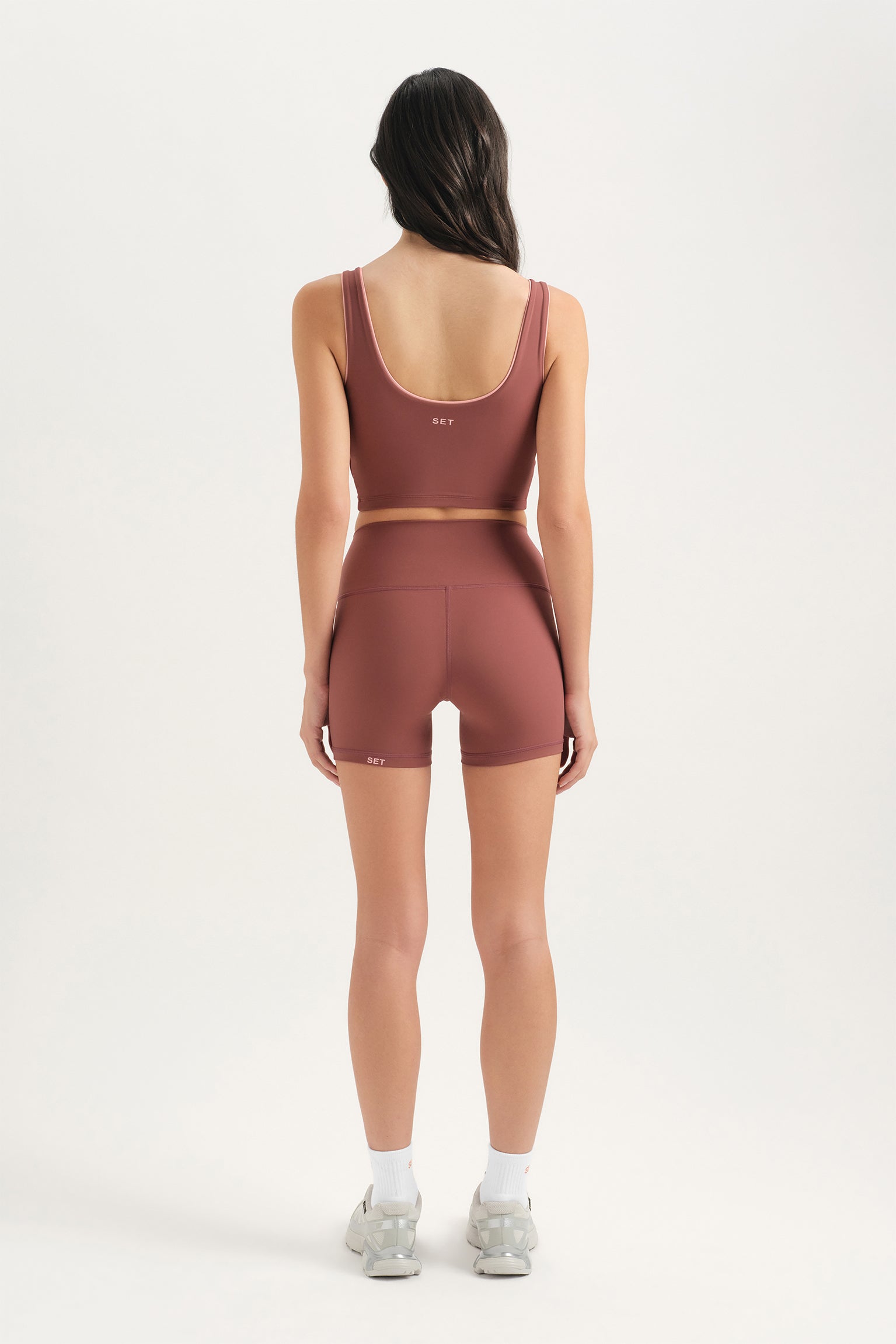 AIRLUXE BREATHE SHORTS - EMBER - Image 4